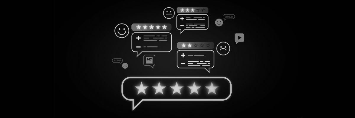 Chat bubble with 5 stars conveying positive testimonial reviews